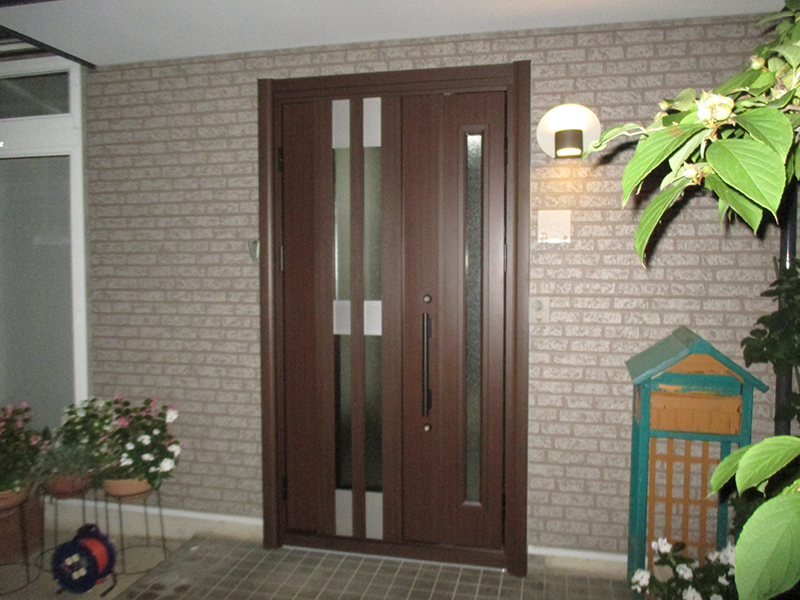 風が取り込める通風玄関ドアへ取り換え ペアガラス 結露 断熱 あけぼの通商